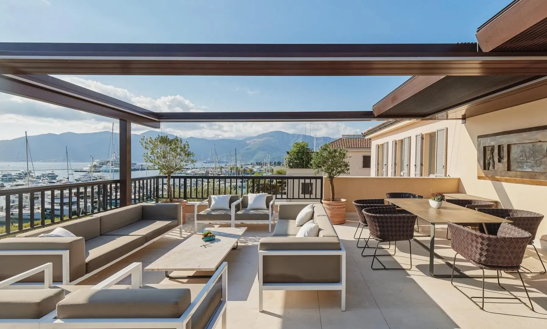 Prodaja, četvorosoban stan, 380m², Porto Montenegro, Tivat