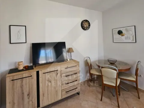 Rent, one bedroom apartment, 37m², Babin Do, Budva - image 2