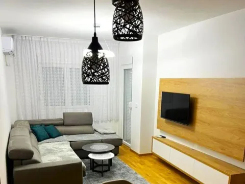 Rent, apartment, 46m², Stari Aerodrom, Podgorica - image 2