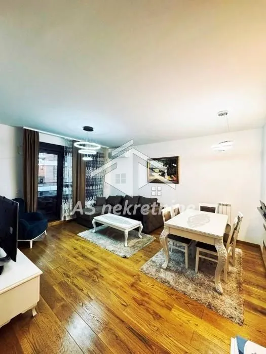 Izdavanje, dvosoban stan, 59m², Fon (Fon - Bilećka), Voždovac Sve Podlokacije