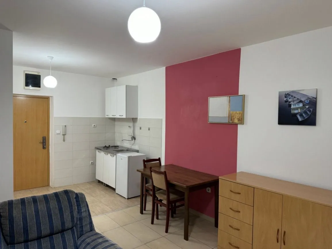 Izdavanje, garsonjera, 35m², Zagorič, Podgorica