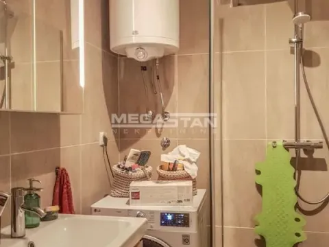 Prodaja, trosoban stan, 75m², Uciteljsko Naselje, Zvezdara Sve Podlokacije - image 7