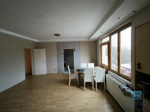 Prodaja, kuća, 251m², Rasputnica, Ćuprija - image 6