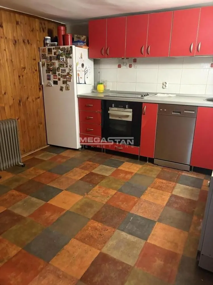 Prodaja, dvosoban stan, 34m², Slavujev Venac, Zvezdara Sve Podlokacije