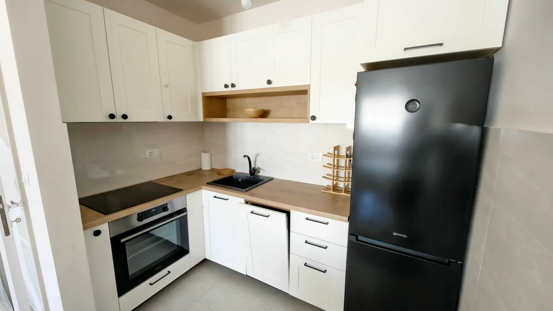 Rent, one bedroom apartment, 49m², Central Point, Podgorica