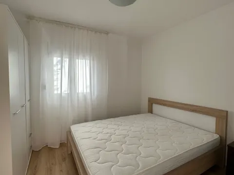 Rent, one bedroom apartment, 52m², Stari Aerodrom, Podgorica - image 4