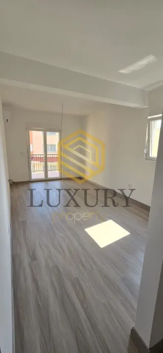 Sale, one bedroom apartment, 56m², Lazi, Budva