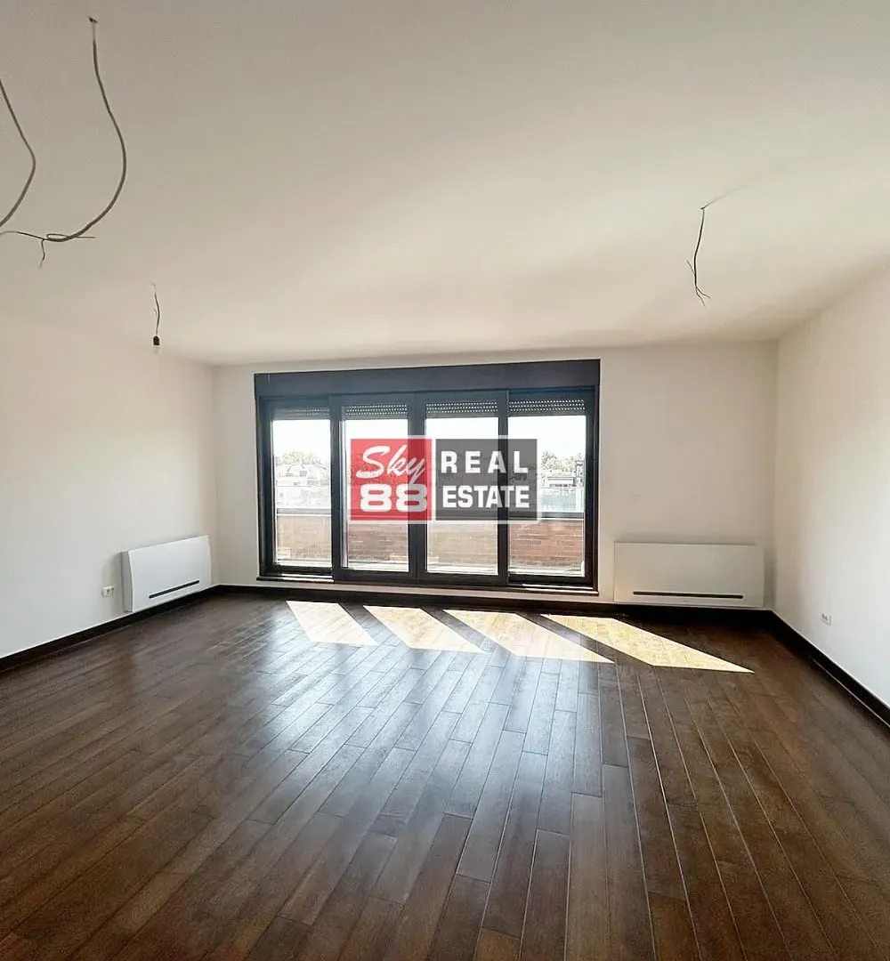 Prodaja, četvorosoban stan, 126m², Kalenić Pijaca, Vračar Sve Podlokacije