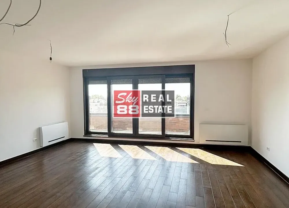 Prodaja, četvorosoban stan, 126m², Kalenić Pijaca, Vračar Sve Podlokacije