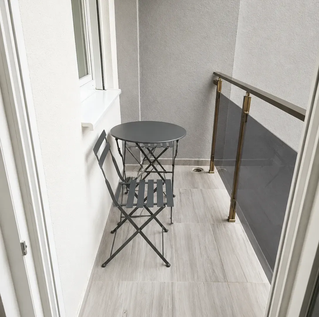 Izdavanje, jednosoban stan, 40m², City Kvart, Podgorica