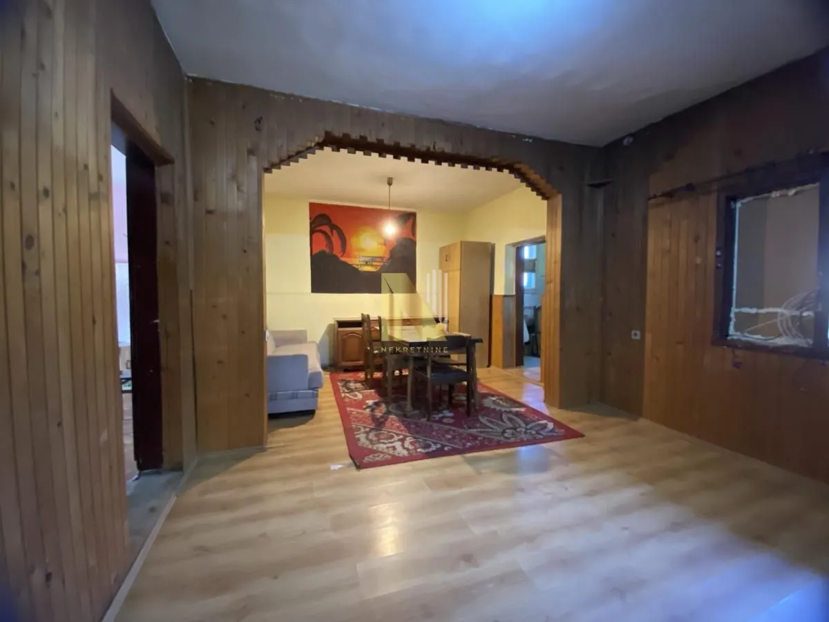 Prodaja, kuća, 112m², Kać, Novi Sad Sve Podlokacije