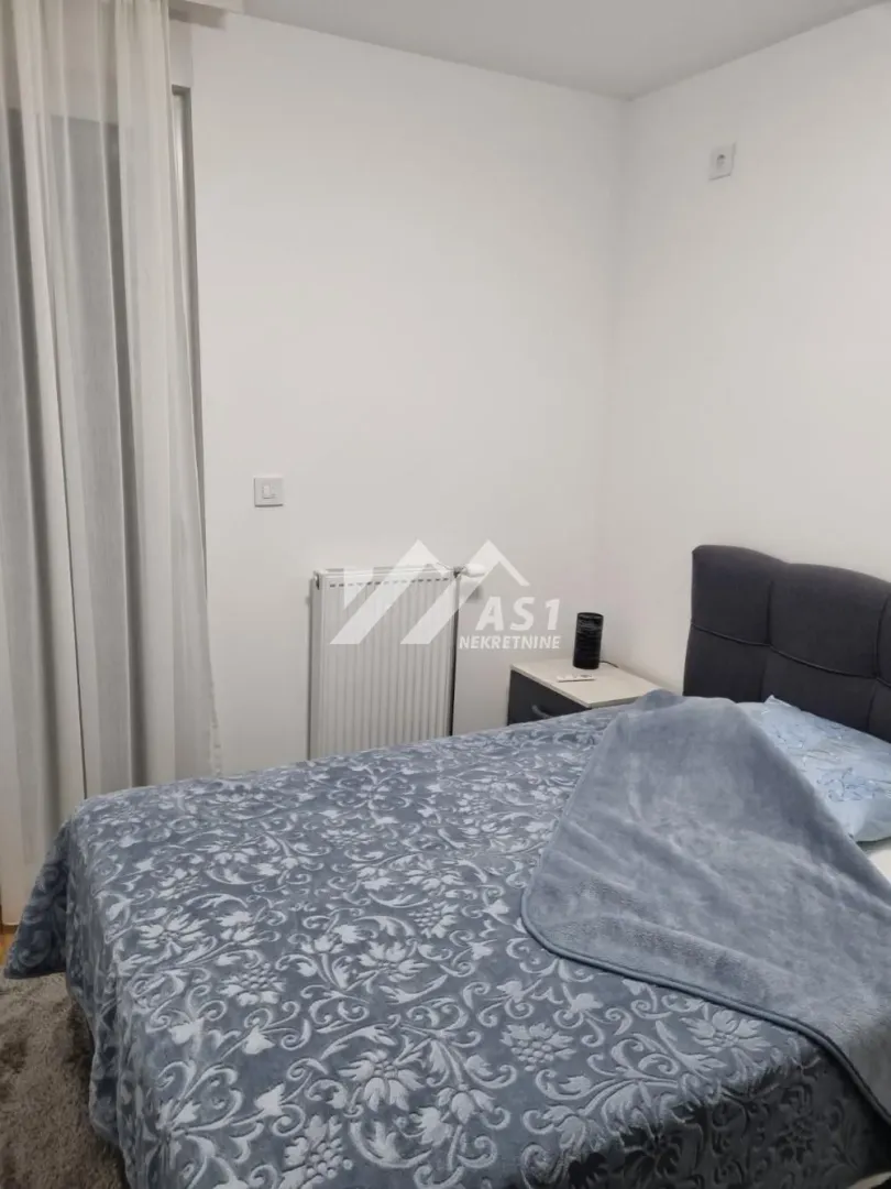 Izdavanje, jednosoban stan, 40m², Stari Majur, Petrovaradin