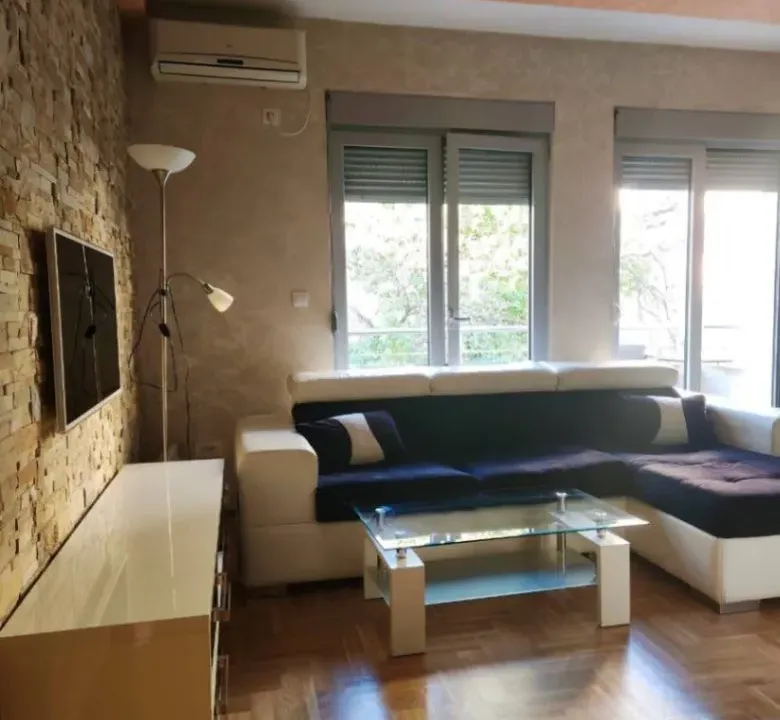Prodaja, jednosoban stan, 38m², Lazi, Budva