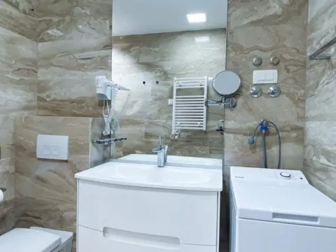 Sale, two bedroom apartment, 77m², Budva, Crna Gora - image 16