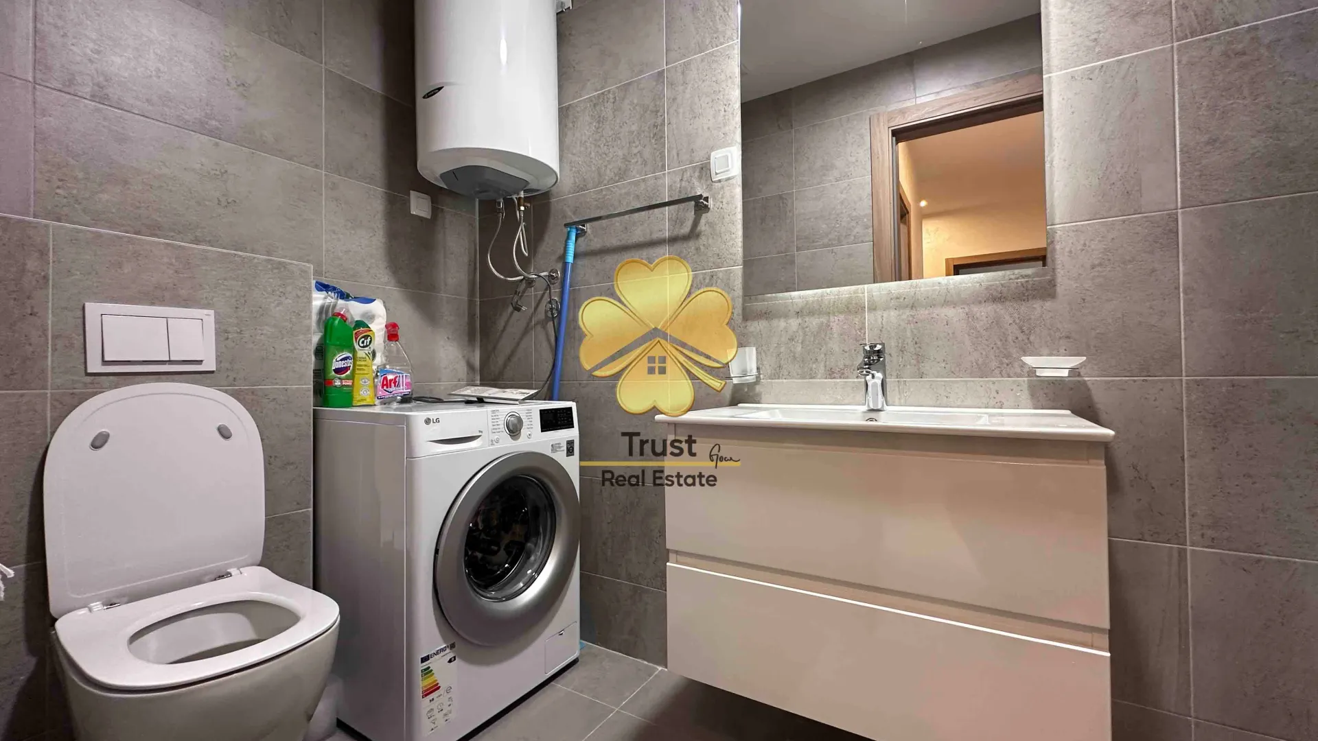 Rent, two bedroom apartment, 72m², Master Kvart, Podgorica