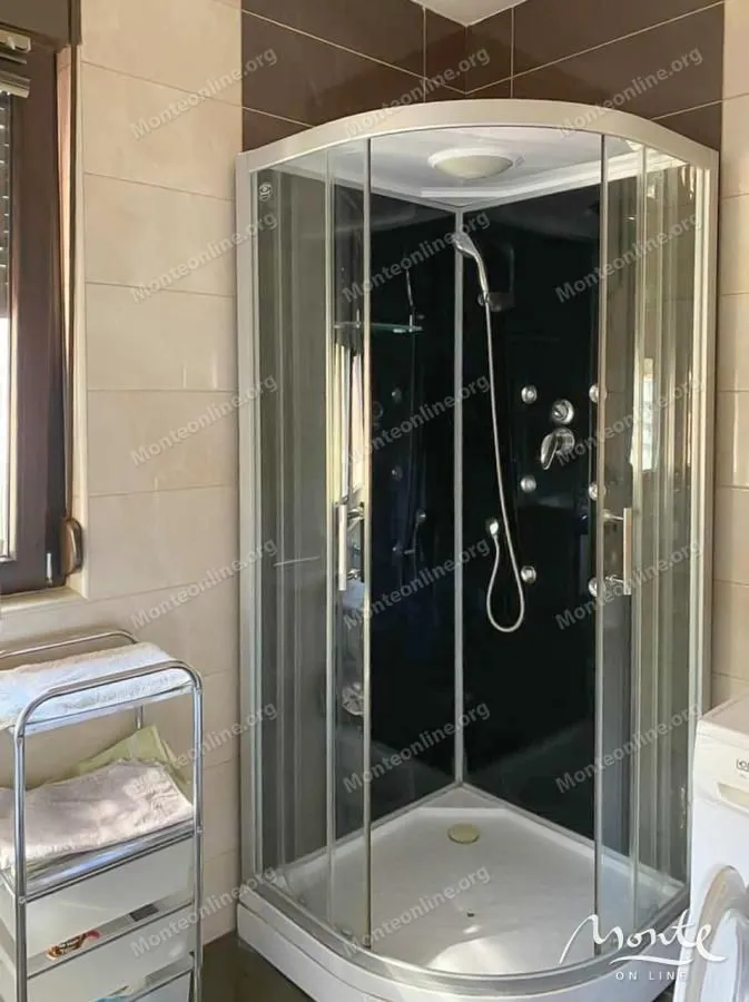 Sale, three bedroom apartment, 112m², Bečići, Budva