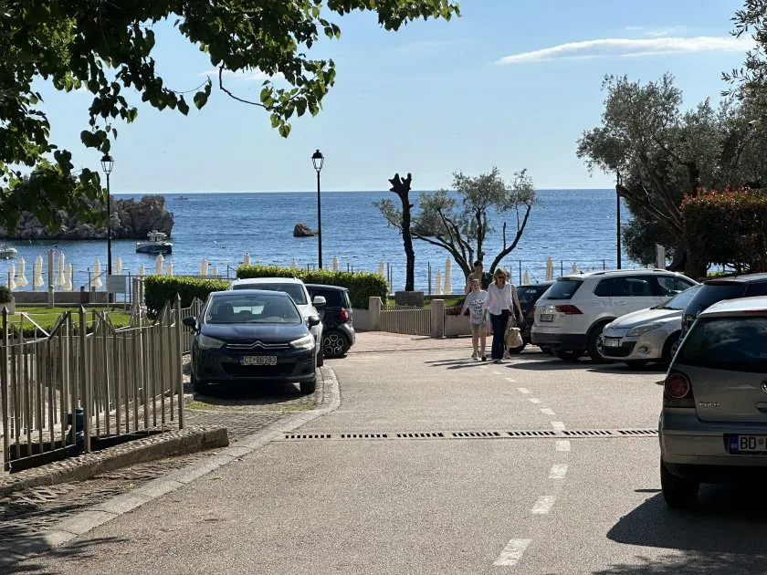 Prodaja, dvosoban stan, 68m², Pržno, Budva