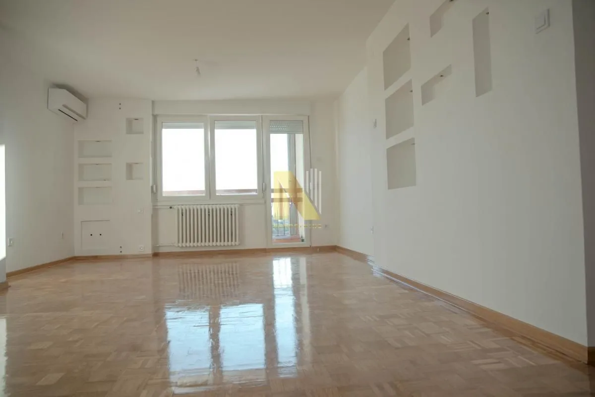 Prodaja, trosoban stan, 78m², Liman 4, Novi Sad Sve Podlokacije