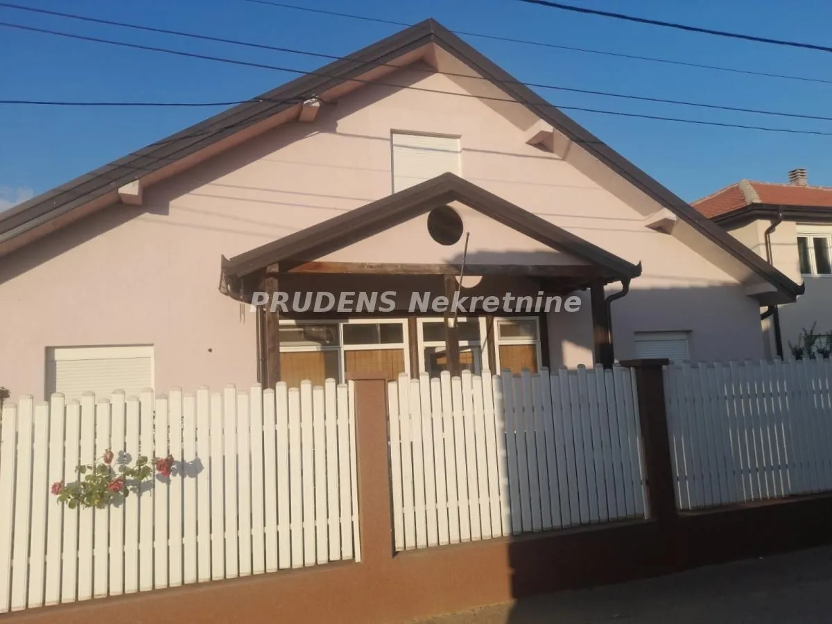 Sale, house, 243m², Surčin, Beograd