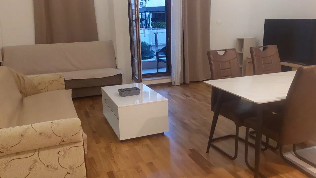 Izdavanje, stan, 60m², Budva, Crna Gora