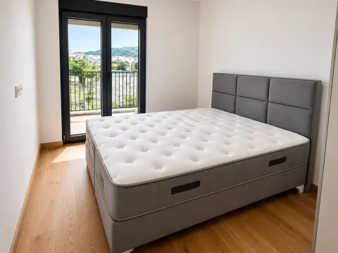 Izdavanje, jednosoban stan, 45m², City Kvart, Podgorica - image 5