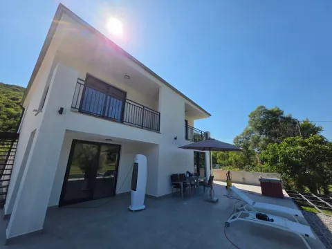 Sale, house, 180m², Radanovići, Kotor - image 7