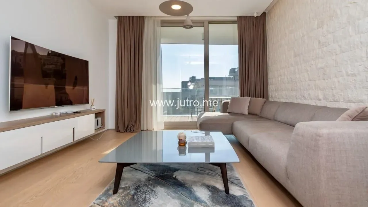 Prodaja, jednosoban stan, 64m², Budva, Crna Gora