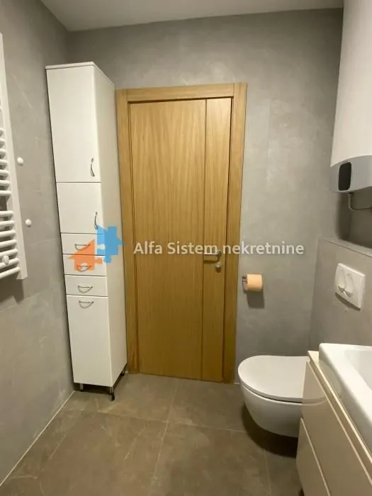 Izdavanje, dvosoban stan, 48m², Čubura, Beograd