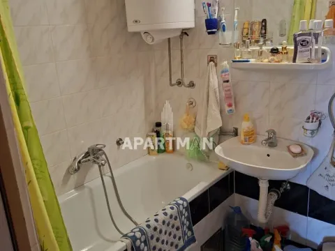 Prodaja, trosoban stan, 98m², Banovo Brdo, Beograd - image 20