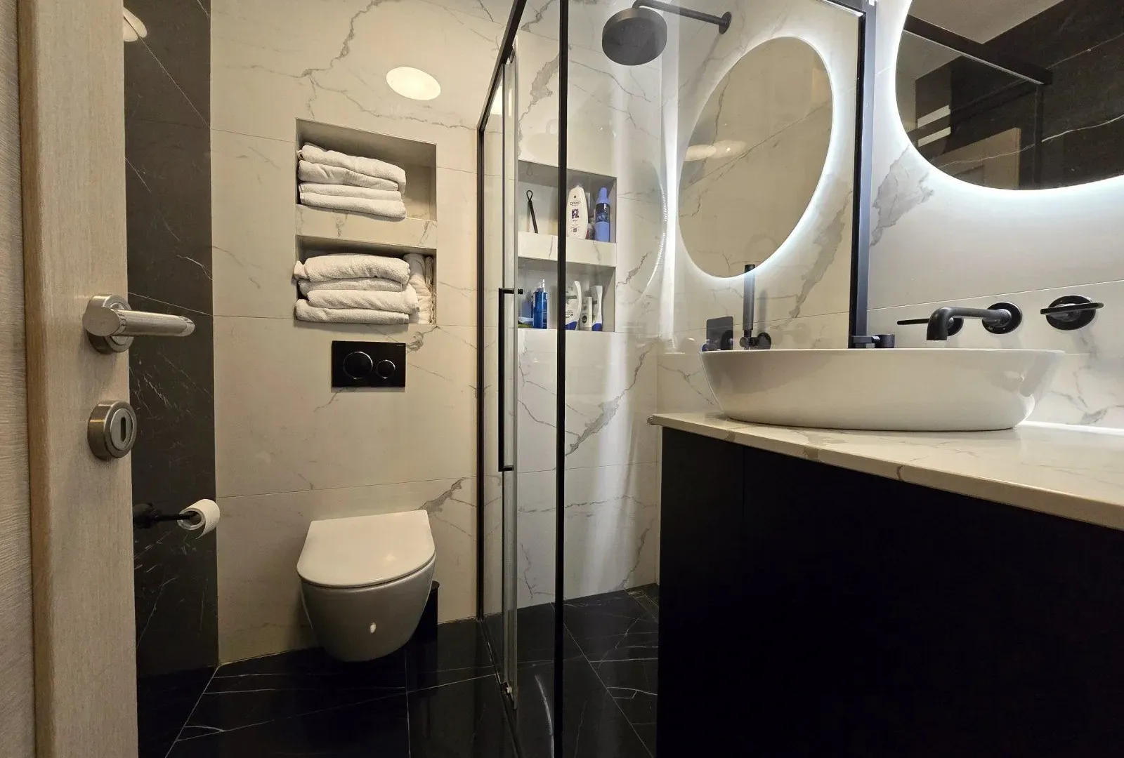 Prodaja, trosoban stan, 103m², Centar, Podgorica