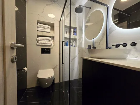 Prodaja, trosoban stan, 103m², Centar, Podgorica - image 16