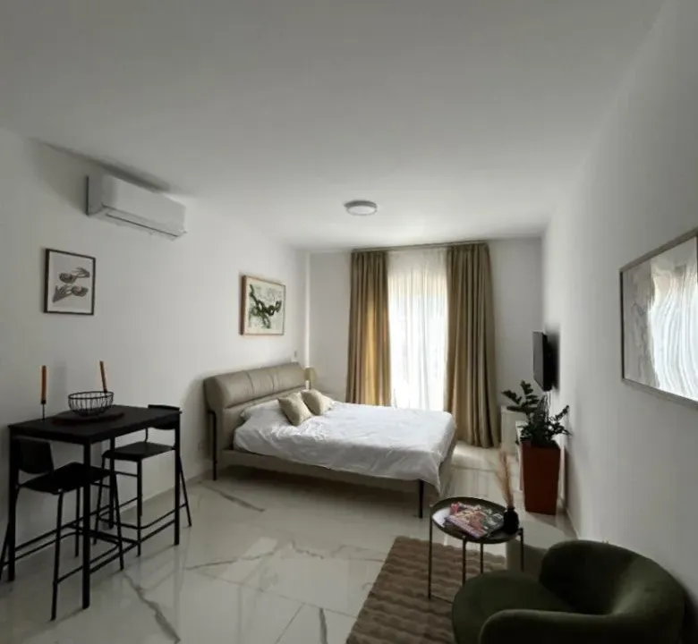 Rent, studio apartment, 27m², Pržno, Budva