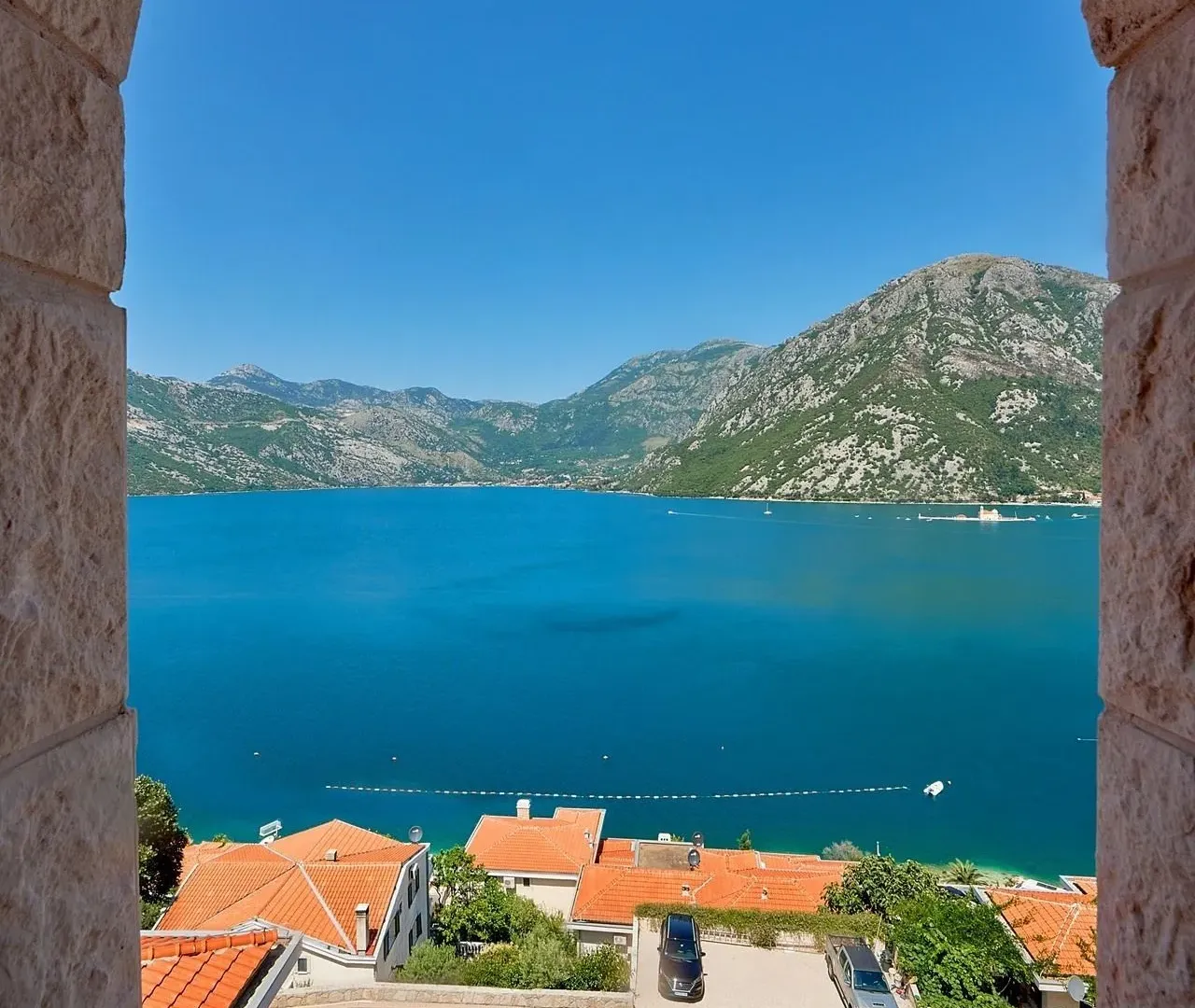 Sale, house, 235m², Kostanjica, Kotor