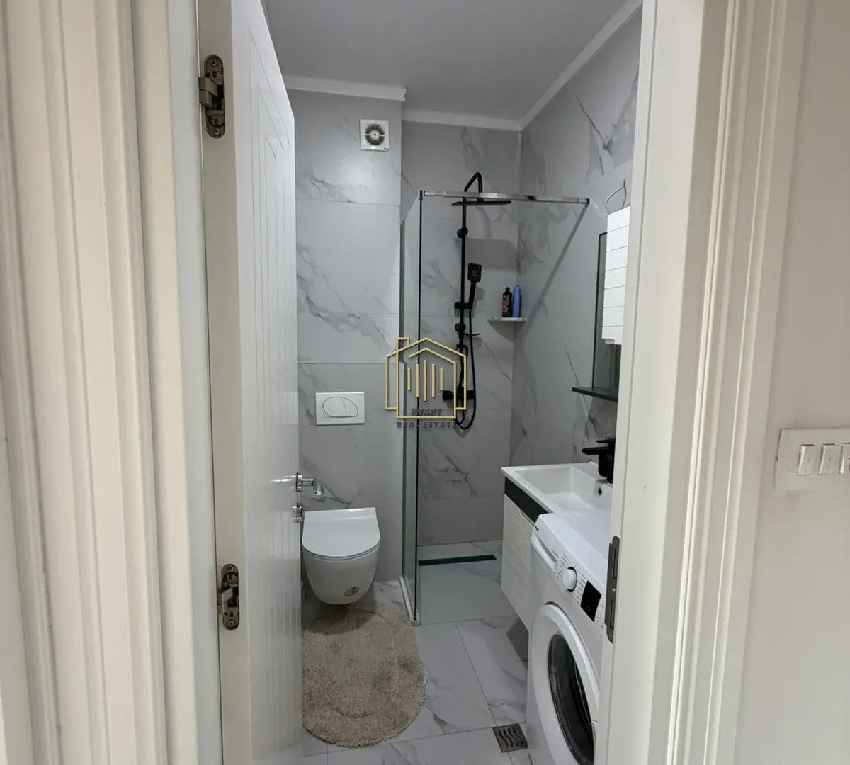 Izdavanje, jednosoban stan, 38m², Podgorica, Crna Gora