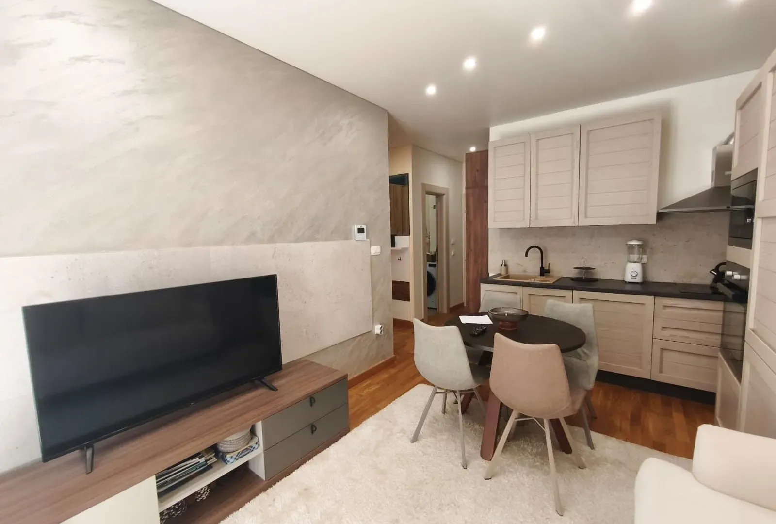 Sale, one bedroom apartment, 37m², Bijeli Do, Budva