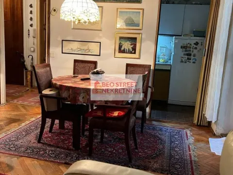 Sale, three bedroom apartment, 77m², Stari Grad, Beograd