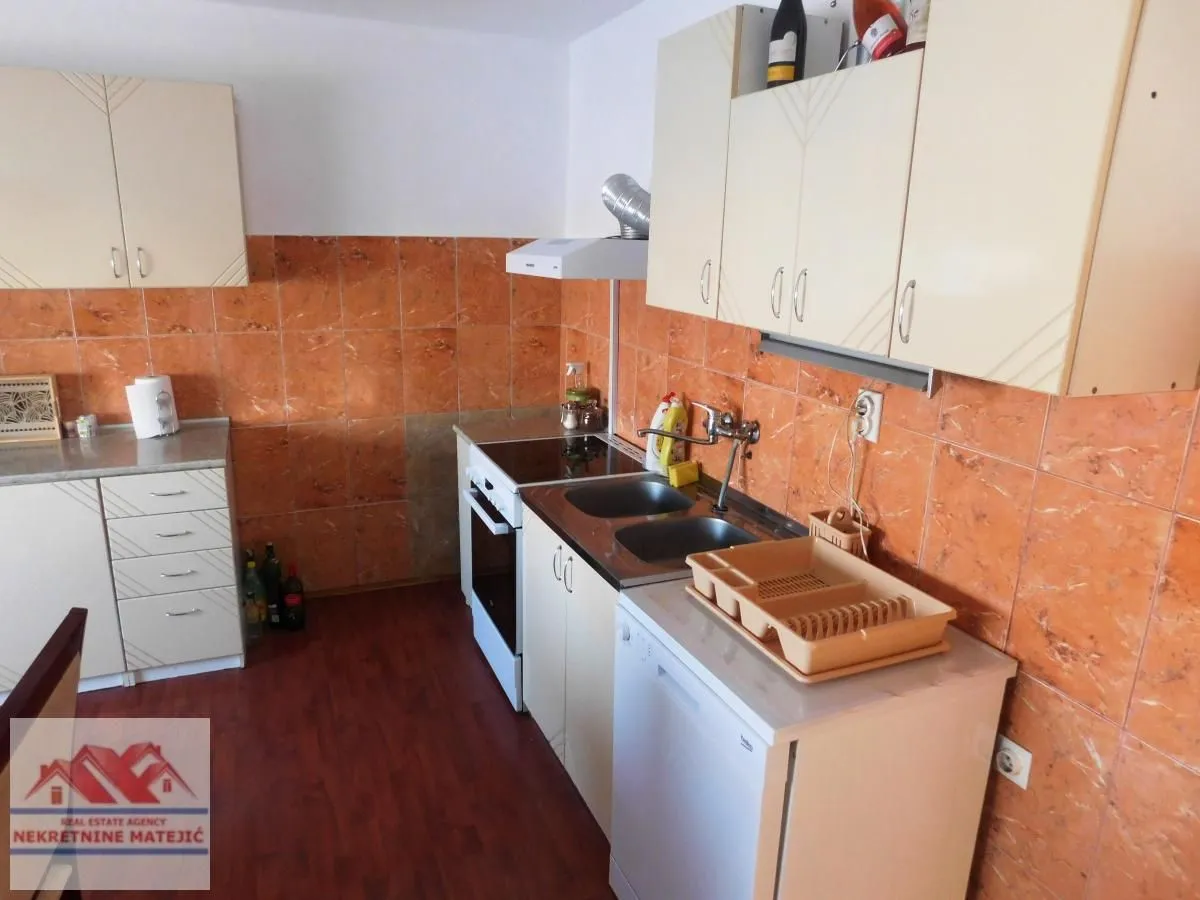 Prodaja, kuća, 140m², Grošnica, Kragujevac
