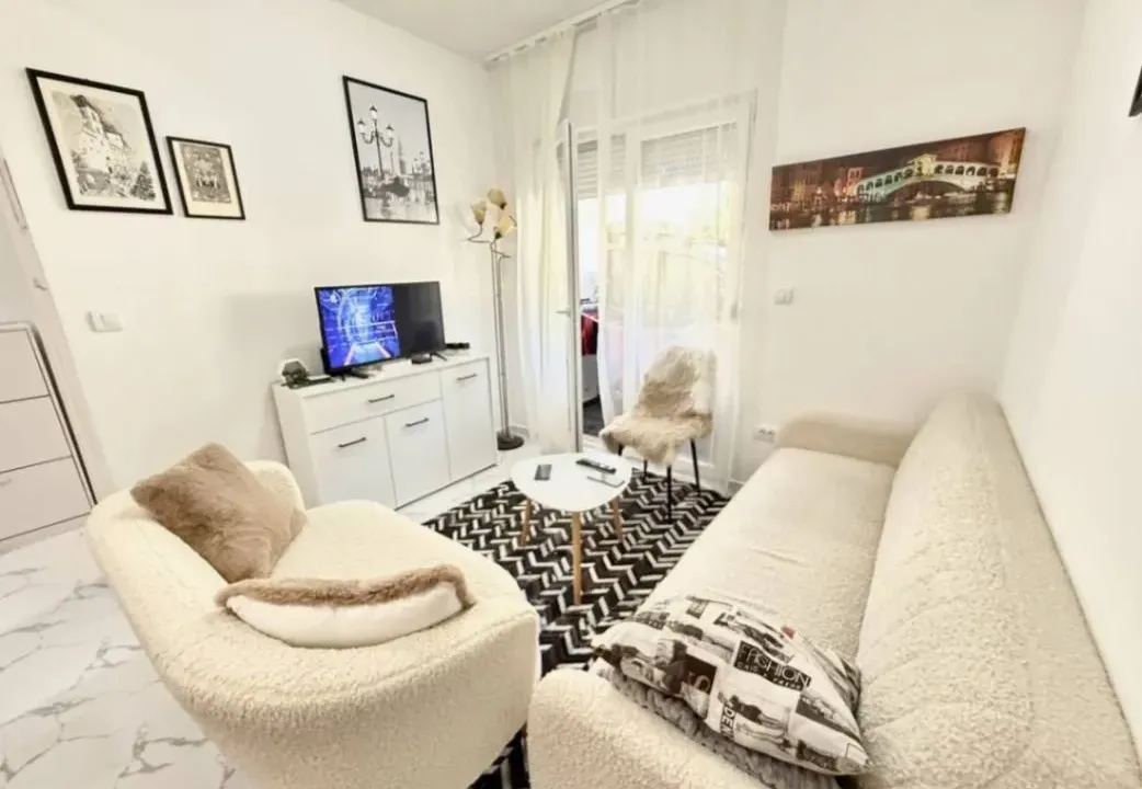Prodaja, jednosoban stan, 35m², Babilonija, Budva
