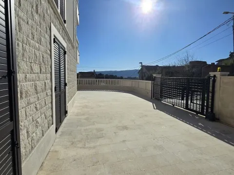 Sale, one bedroom apartment, 22m², Tivat, Crna Gora - image 22