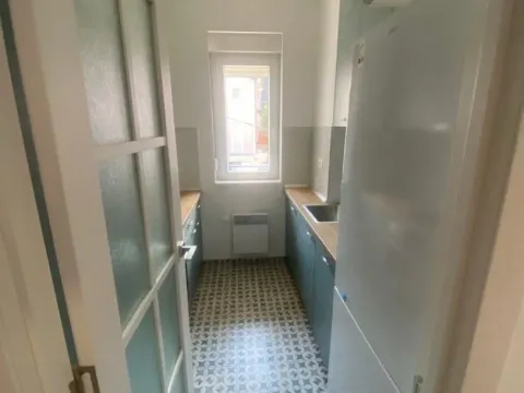 Prodaja, stan, 78m², Južni Bulevar, Vračar Sve Podlokacije - image 4