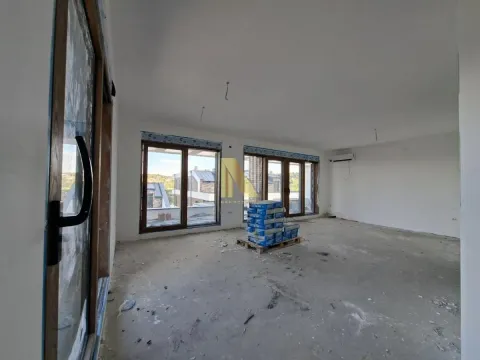 Sale, four bedroom apartment, 167m², Sremska Kamenica, Petrovaradin - image 6