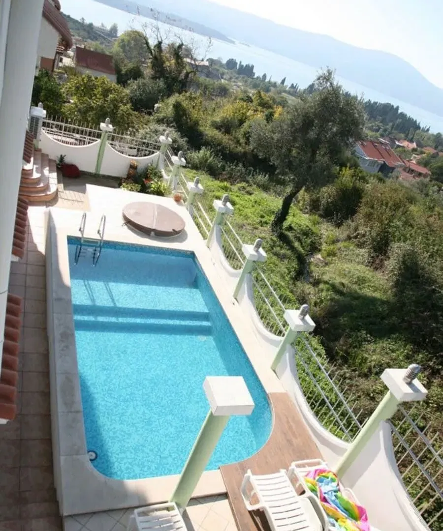 Prodaja, kuća, 570m², Tivat, Crna Gora