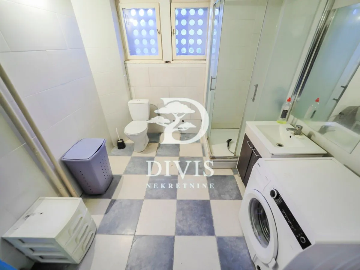 Prodaja, trosoban stan, 83m², Novi Beograd Sve Podlokacije, Beograd