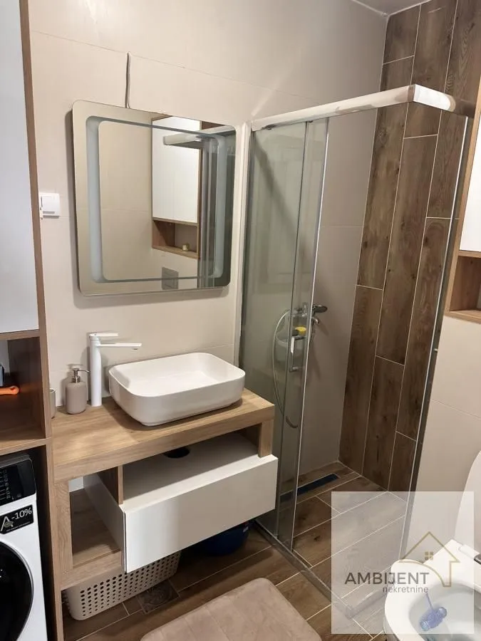 Prodaja, dvosoban stan, 52m², Višnjička Banja, Palilula Sve Podlokacije