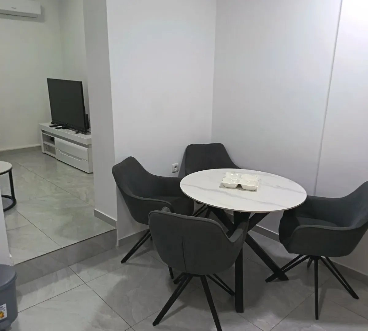 Rent, three bedroom apartment, 80m², Centar, Budva