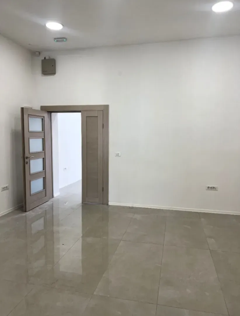 Rent, office space, 55m², Centar, Podgorica