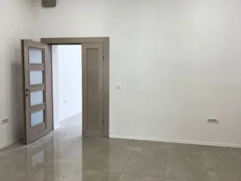 Rent, office space, 55m², Centar, Podgorica - image 7