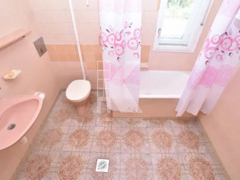Sale, house, 240m², Dahna, Podgorica - image 16