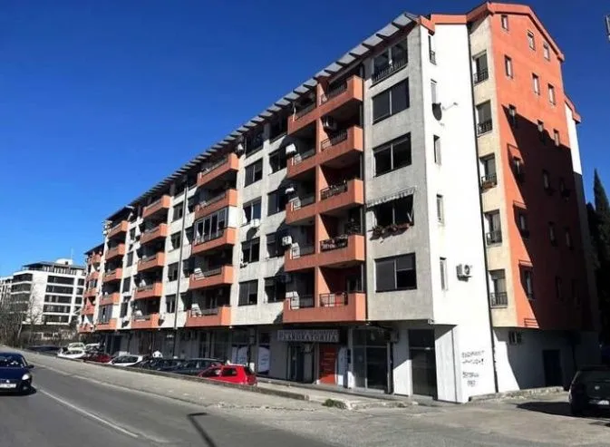 Izdavanje, jednosoban stan, 47m², Zagorič, Podgorica