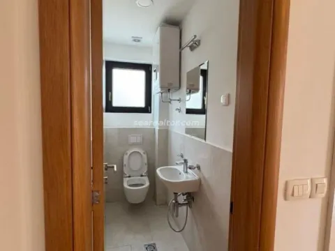 Izdavanje, dvosoban stan, 102m², Seljanovo, Tivat - image 13